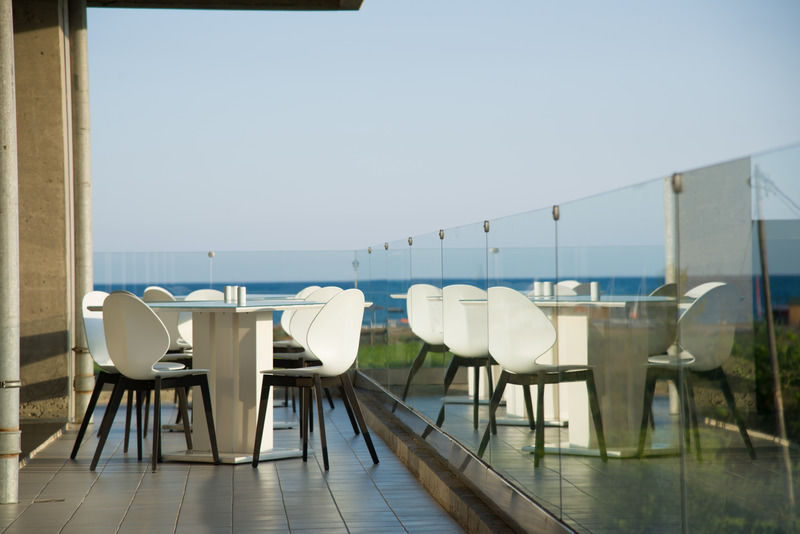 Buca Beach Resort Messíni Exteriér fotografie